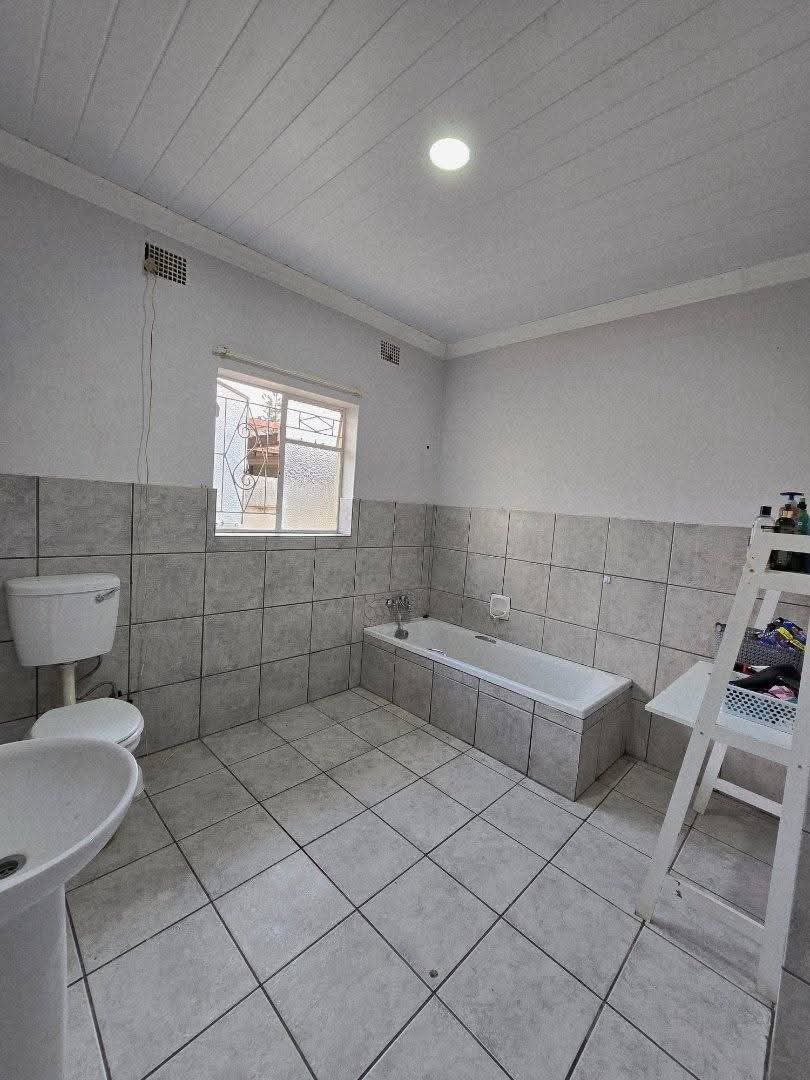 3 Bedroom Property for Sale in Collerville North West